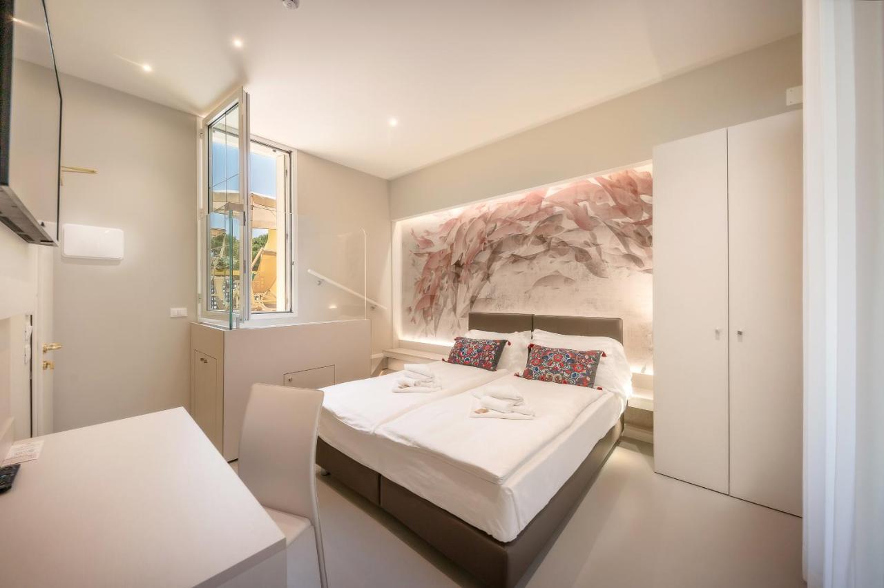 Hotel Le Lampare Caorle Exterior foto