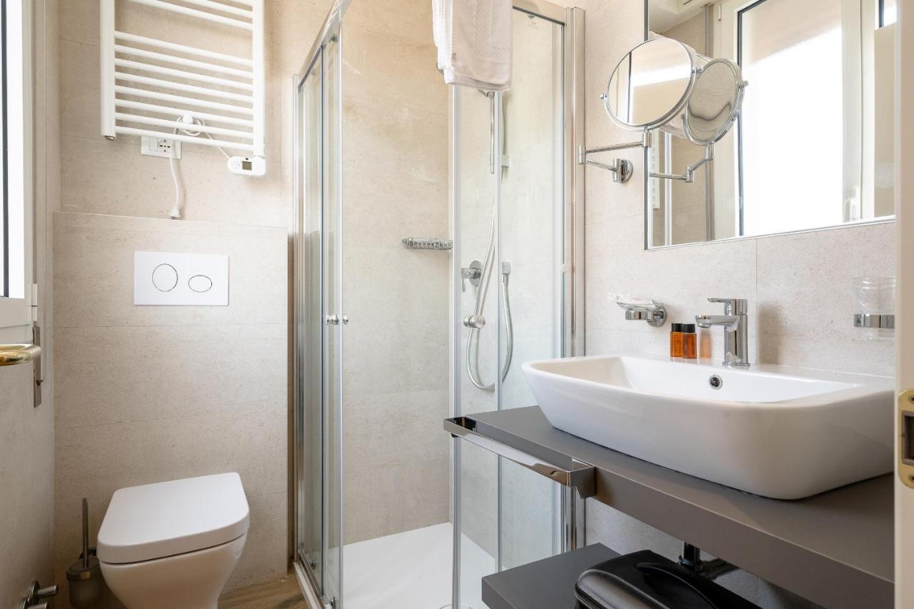 Hotel Le Lampare Caorle Exterior foto