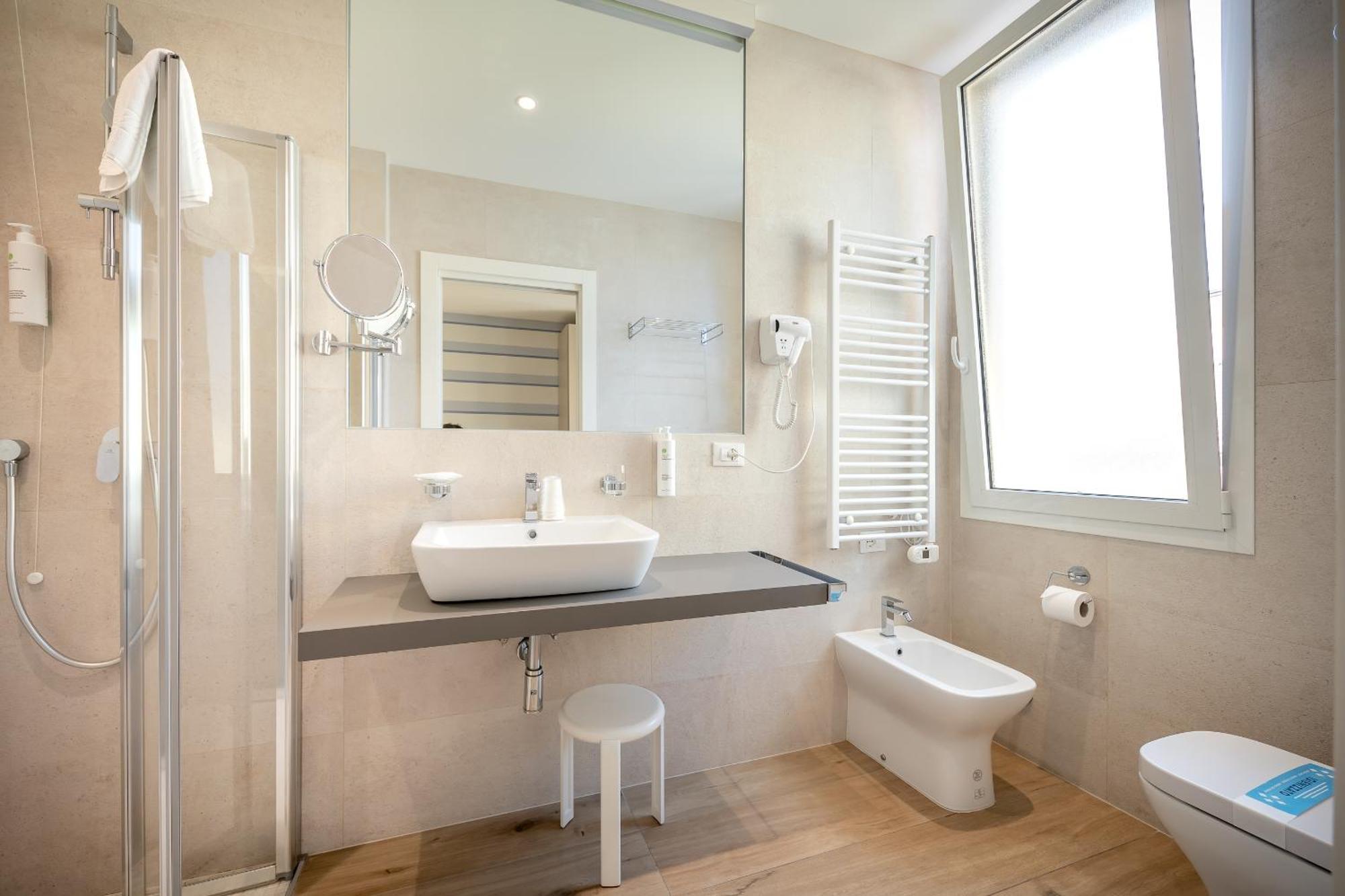 Hotel Le Lampare Caorle Exterior foto