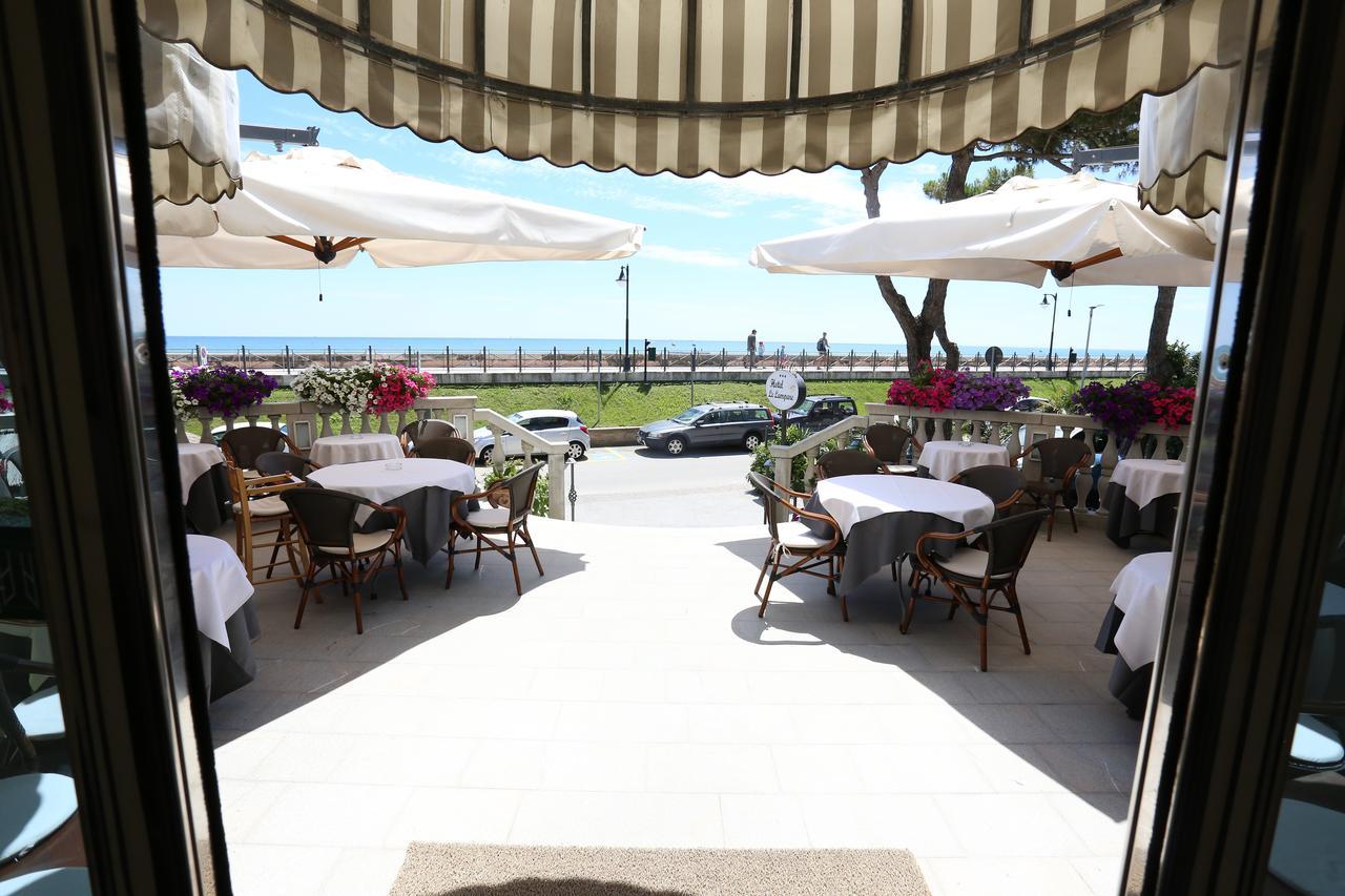 Hotel Le Lampare Caorle Exterior foto