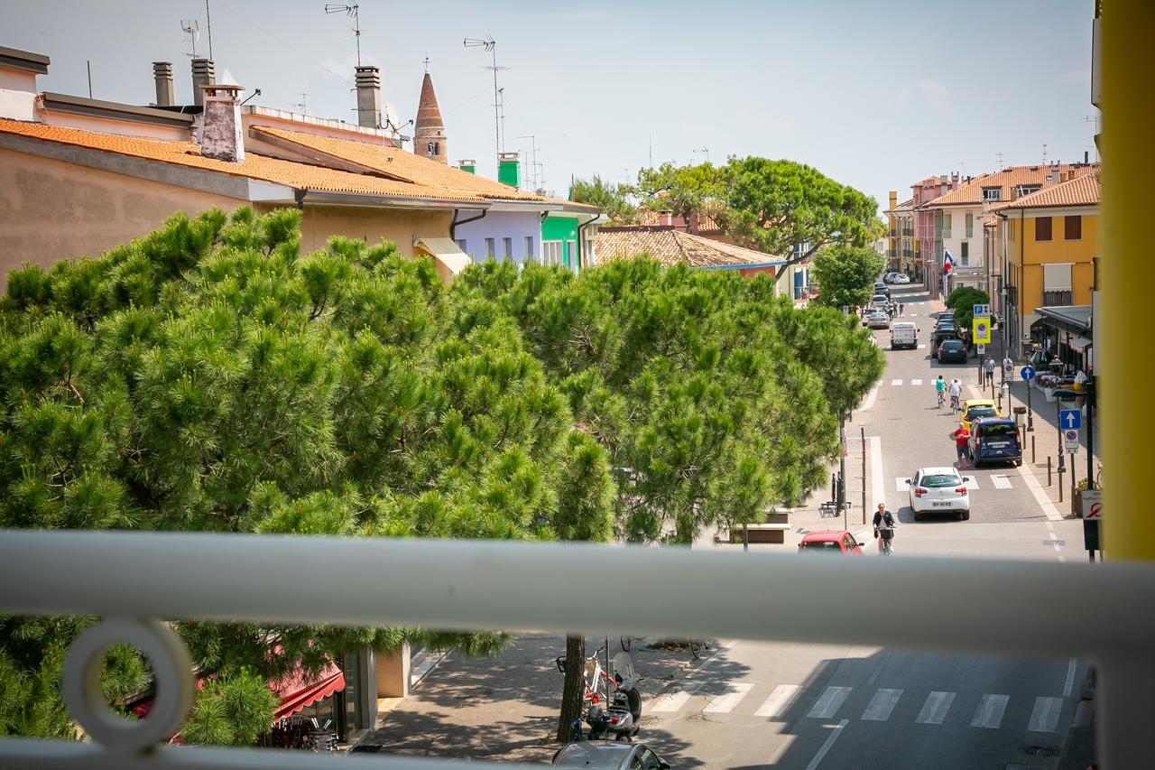 Hotel Le Lampare Caorle Exterior foto